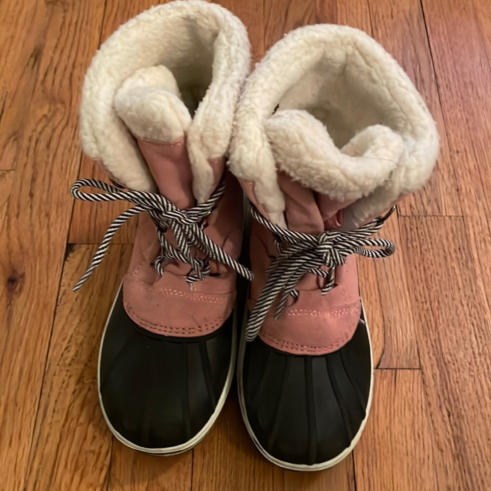Cat & Jack Target Pink Winter Boots Size 3